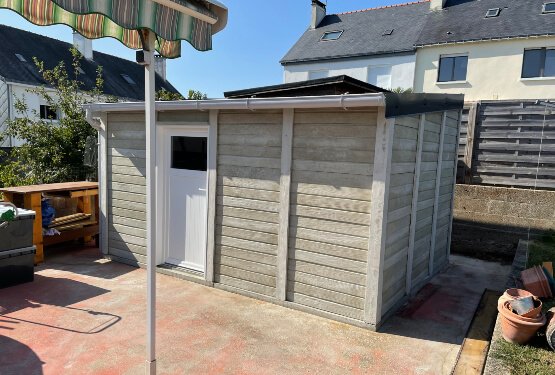 Abri de jardin en béton aspect bois 1 pente